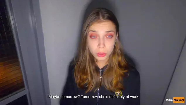 Sto cercando una ragazza russa per vedere cosa devi vedere sul treno