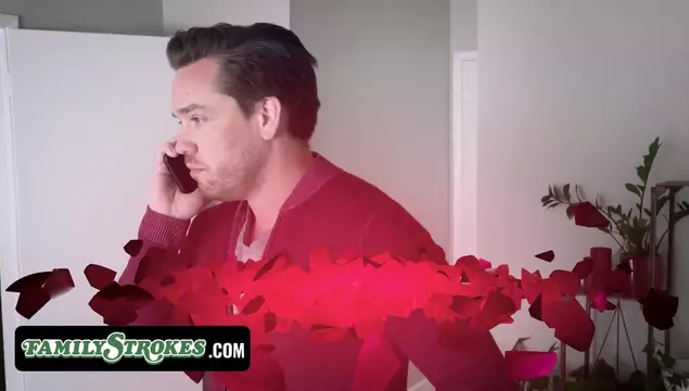 Sesso incestuoso il giorno di San Valentino dal sito porno Family Strokes